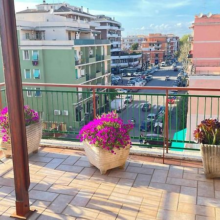 Panoramic And Bright Penthouse Is Waiting For You Apartment Rome Bagian luar foto