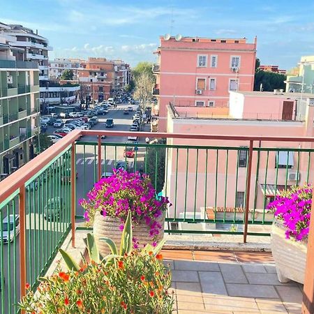 Panoramic And Bright Penthouse Is Waiting For You Apartment Rome Bagian luar foto